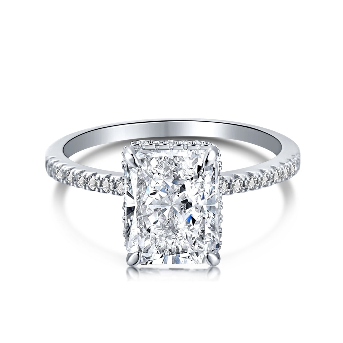 [STREET]Luxurious Engagement Ring