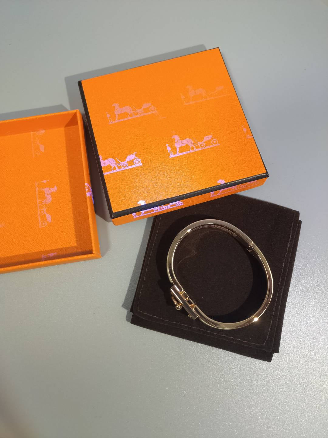 ˇGilded EraˇH ORANGE BRACELET
