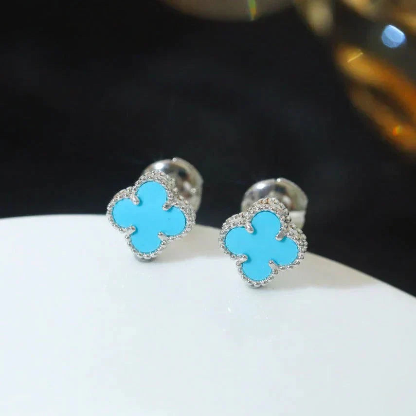 ˇGilded EraˇCLOVER MINI 9.5MM ONYX STUD EARRINGS SILVER