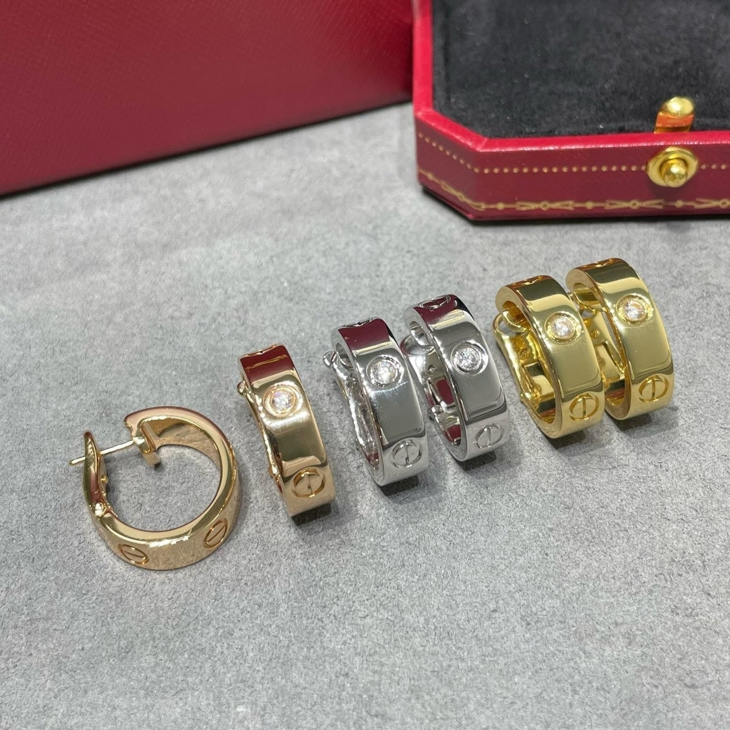 ˇGilded EraˇLOVE 5.5MM 1 DIAMOND EARRINGS