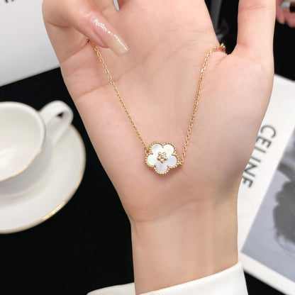 ˇGilded EraˇLUCKY WHITE MOP PLUM BLOSSOM  BRACELET