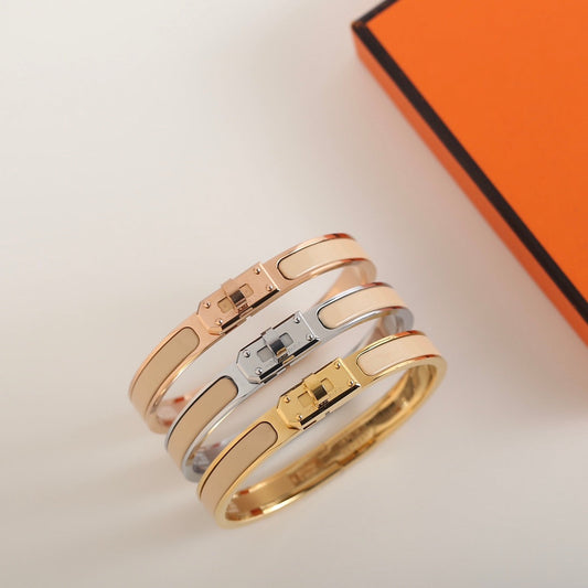 ˇGilded EraˇHM KELLY BEIGE BRACELET