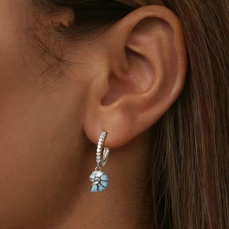 [STREET]Blue Conch Ear Buckles Sea Shell Drop Hypoallergenic Earrings