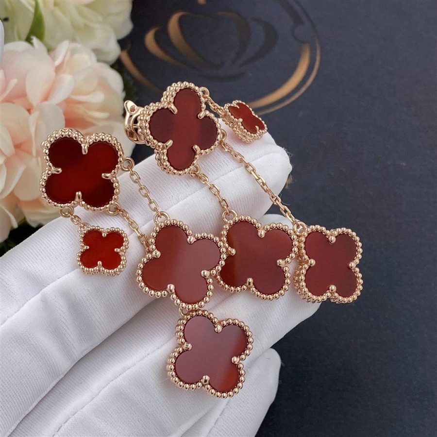ˇGilded EraˇCLOVER EARRINGS CARNELIAN 4 MOTIFS PINK GOLD